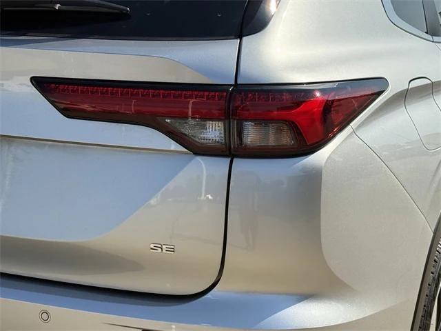 used 2024 Mitsubishi Outlander car, priced at $24,621