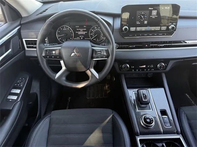 used 2024 Mitsubishi Outlander car, priced at $24,621
