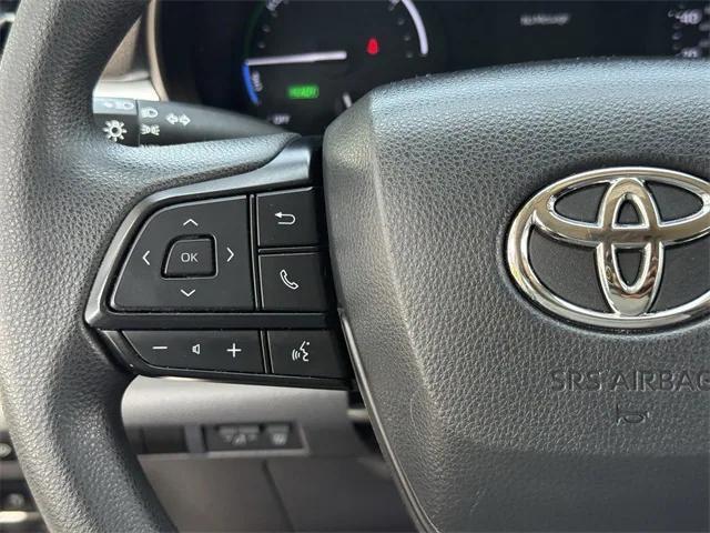 used 2023 Toyota Sienna car, priced at $34,237