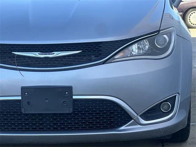 used 2020 Chrysler Pacifica car, priced at $22,042