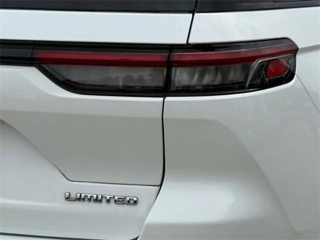 used 2023 Jeep Grand Cherokee car, priced at $32,923