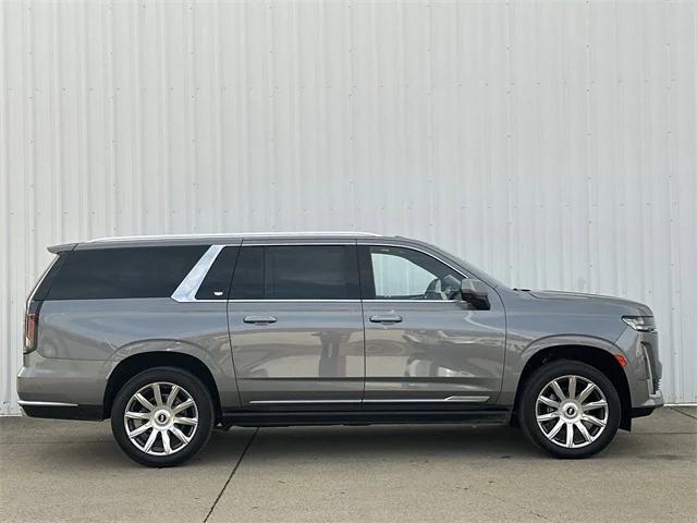 used 2022 Cadillac Escalade ESV car, priced at $74,504