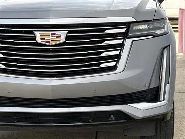 used 2022 Cadillac Escalade ESV car, priced at $74,504