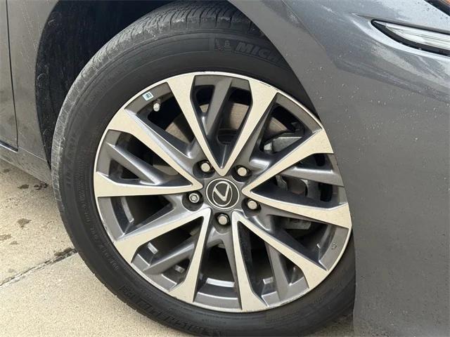 used 2022 Lexus ES 350 car, priced at $34,899