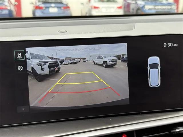 used 2024 Kia Sorento car, priced at $31,411