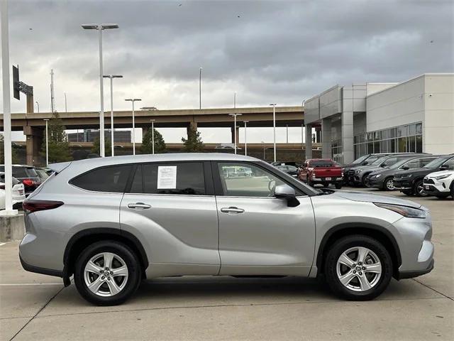 used 2024 Toyota Highlander car, priced at $38,423