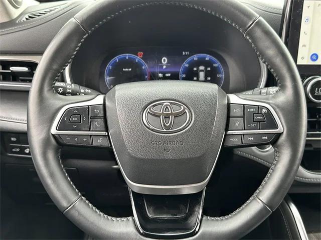 used 2023 Toyota Highlander car, priced at $44,924