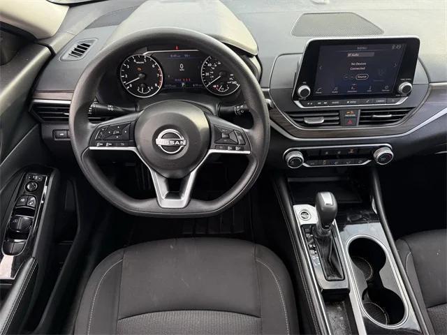 used 2023 Nissan Altima car, priced at $20,887