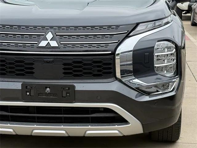 used 2024 Mitsubishi Outlander car, priced at $26,712