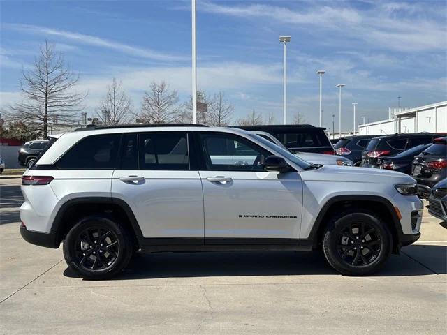 used 2024 Jeep Grand Cherokee car, priced at $37,941