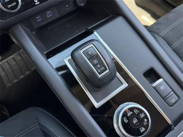 used 2024 Mitsubishi Outlander car, priced at $26,898