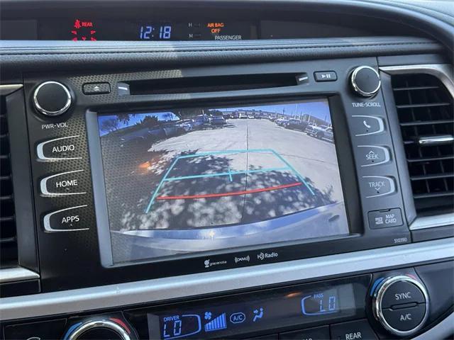 used 2019 Toyota Highlander car, priced at $25,247
