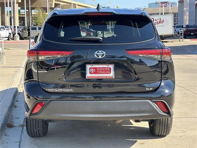 used 2023 Toyota Highlander car, priced at $35,855