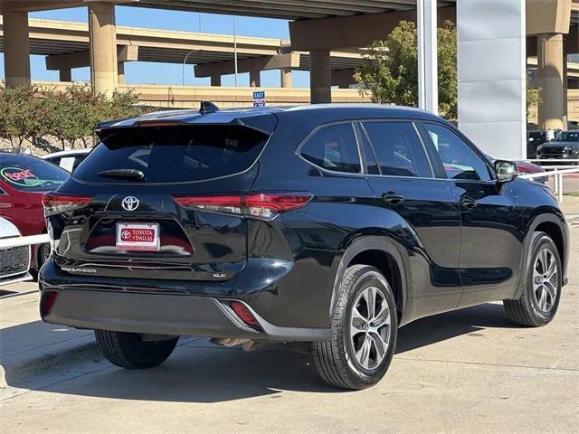 used 2023 Toyota Highlander car, priced at $35,855