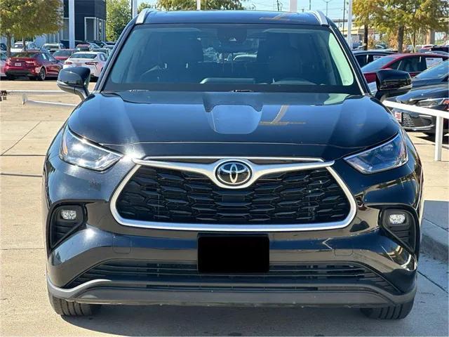 used 2023 Toyota Highlander car, priced at $35,855