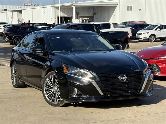 used 2023 Nissan Altima car, priced at $20,760