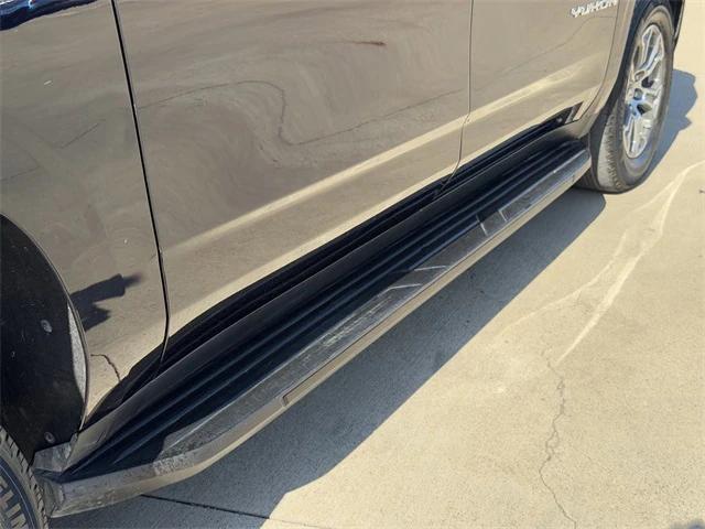 used 2023 GMC Yukon XL car, priced at $48,989