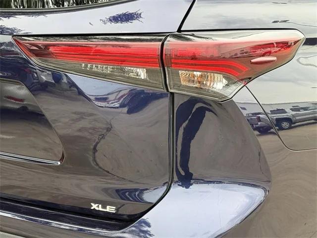 used 2024 Toyota Highlander car, priced at $40,684