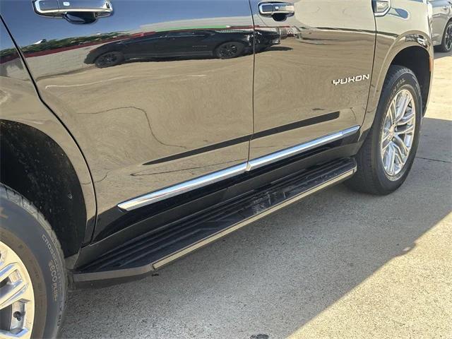 used 2022 GMC Yukon car, priced at $49,024