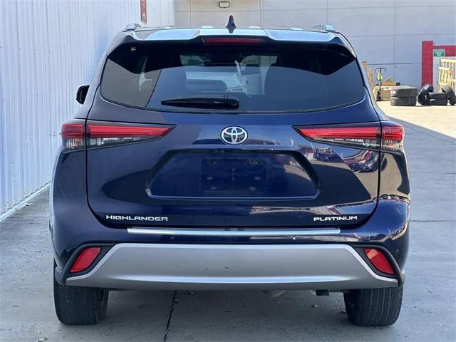 used 2022 Toyota Highlander car, priced at $44,975