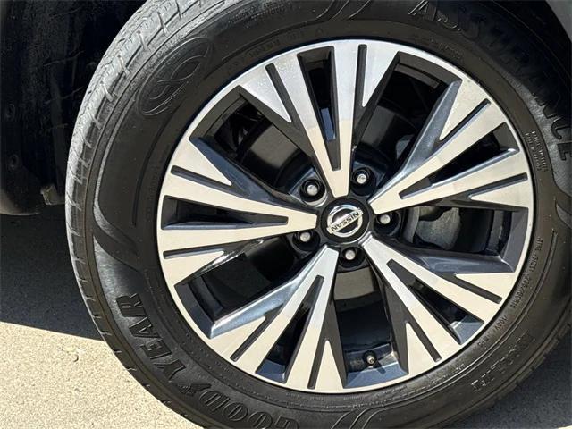 used 2021 Nissan Rogue car, priced at $21,236