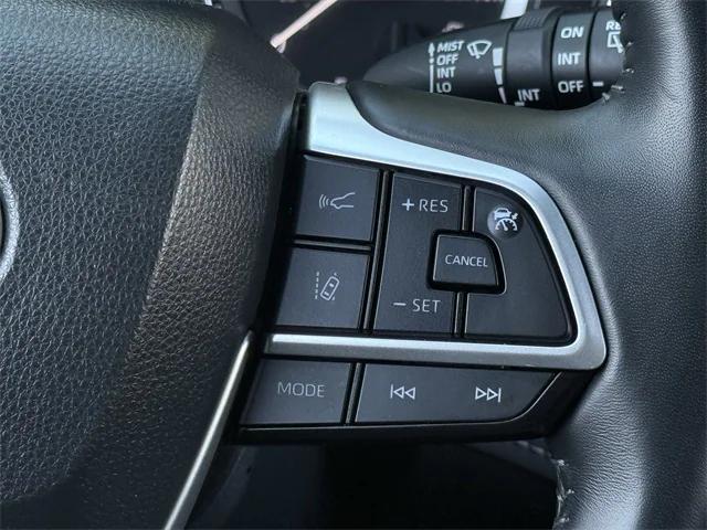 used 2024 Toyota Highlander car, priced at $42,387