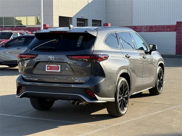 used 2024 Toyota Highlander car, priced at $42,387