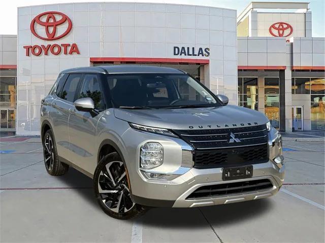 used 2024 Mitsubishi Outlander car, priced at $24,321