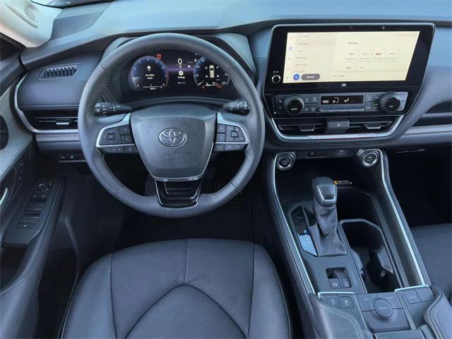 used 2025 Toyota Grand Highlander car, priced at $53,817