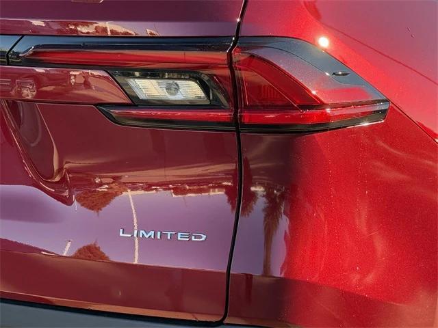 used 2025 Toyota Grand Highlander car, priced at $53,817