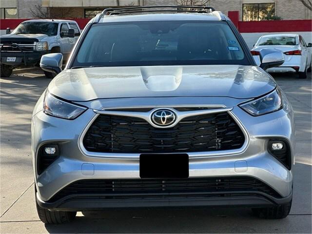 used 2024 Toyota Highlander car, priced at $44,916