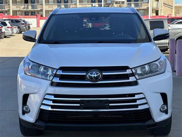 used 2019 Toyota Highlander car, priced at $23,293