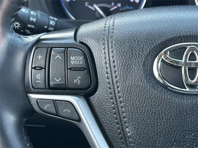 used 2019 Toyota Highlander car, priced at $23,293