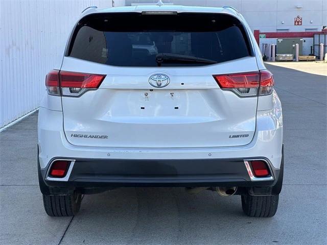 used 2019 Toyota Highlander car, priced at $23,293