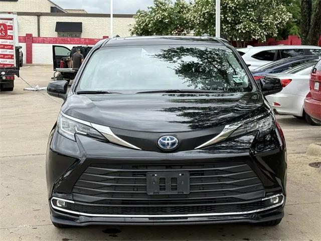 used 2023 Toyota Sienna car, priced at $42,203