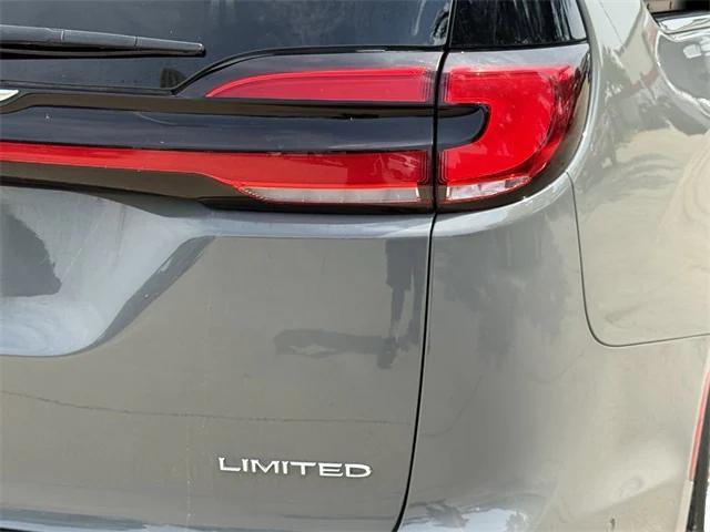 used 2022 Chrysler Pacifica car, priced at $22,134
