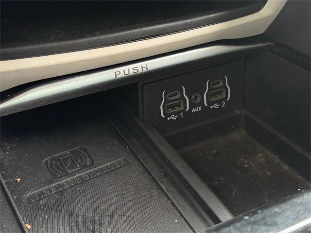used 2022 Chrysler Pacifica car, priced at $22,134