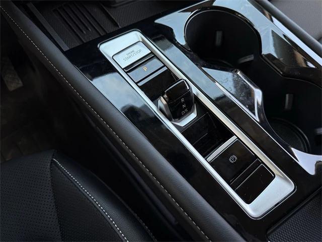 used 2025 Volkswagen Atlas car, priced at $39,092
