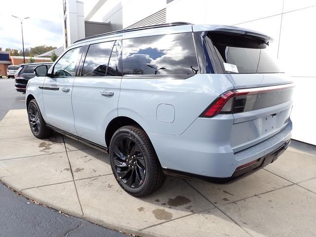 new 2025 Lincoln Navigator car, priced at $107,775