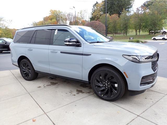 new 2025 Lincoln Navigator car, priced at $107,775