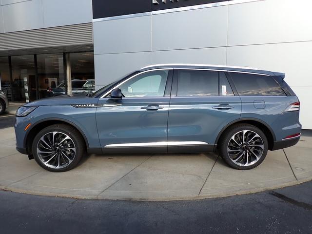 new 2025 Lincoln Aviator car, priced at $74,085