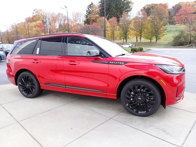 new 2025 Lincoln Aviator car, priced at $81,350