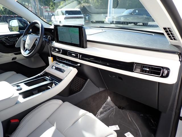 new 2025 Lincoln Aviator car, priced at $82,340