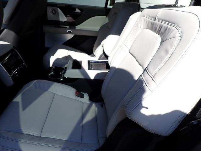 new 2025 Lincoln Aviator car, priced at $82,340