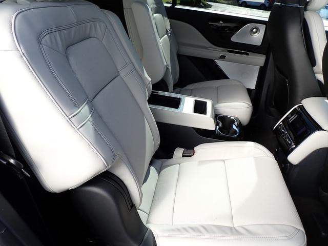 new 2025 Lincoln Aviator car, priced at $82,340