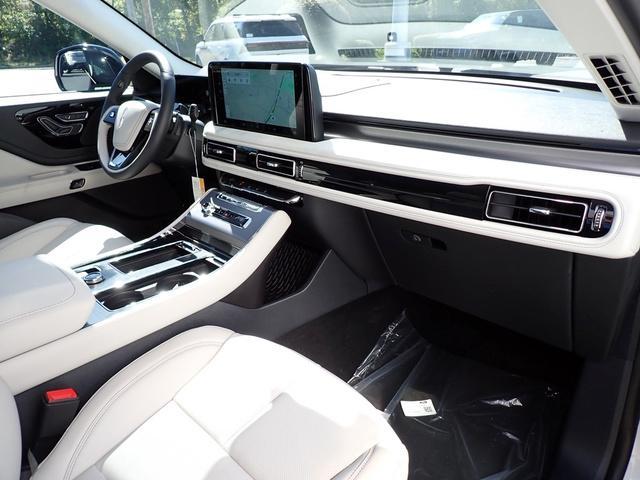 new 2025 Lincoln Aviator car, priced at $71,440