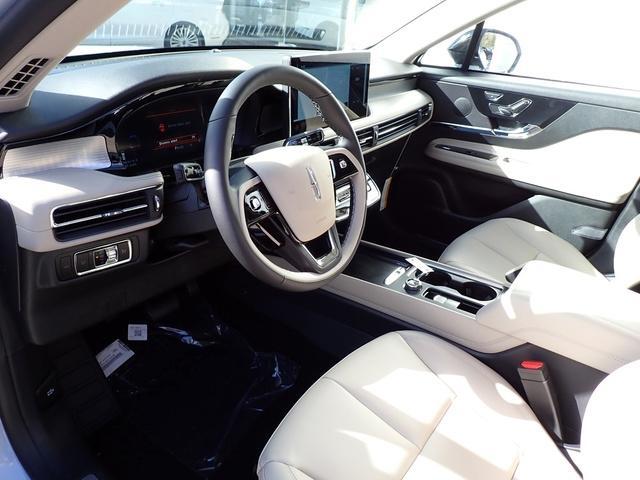 new 2025 Lincoln Corsair car