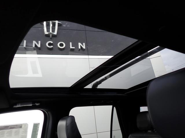 new 2024 Lincoln Navigator car, priced at $87,605