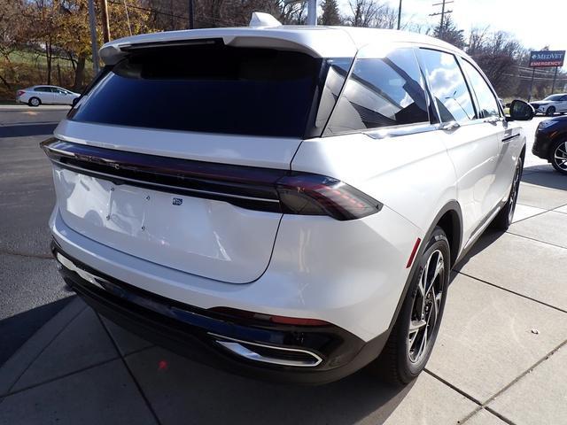 new 2025 Lincoln Nautilus car, priced at $61,920