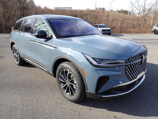 new 2025 Lincoln Nautilus car, priced at $56,235